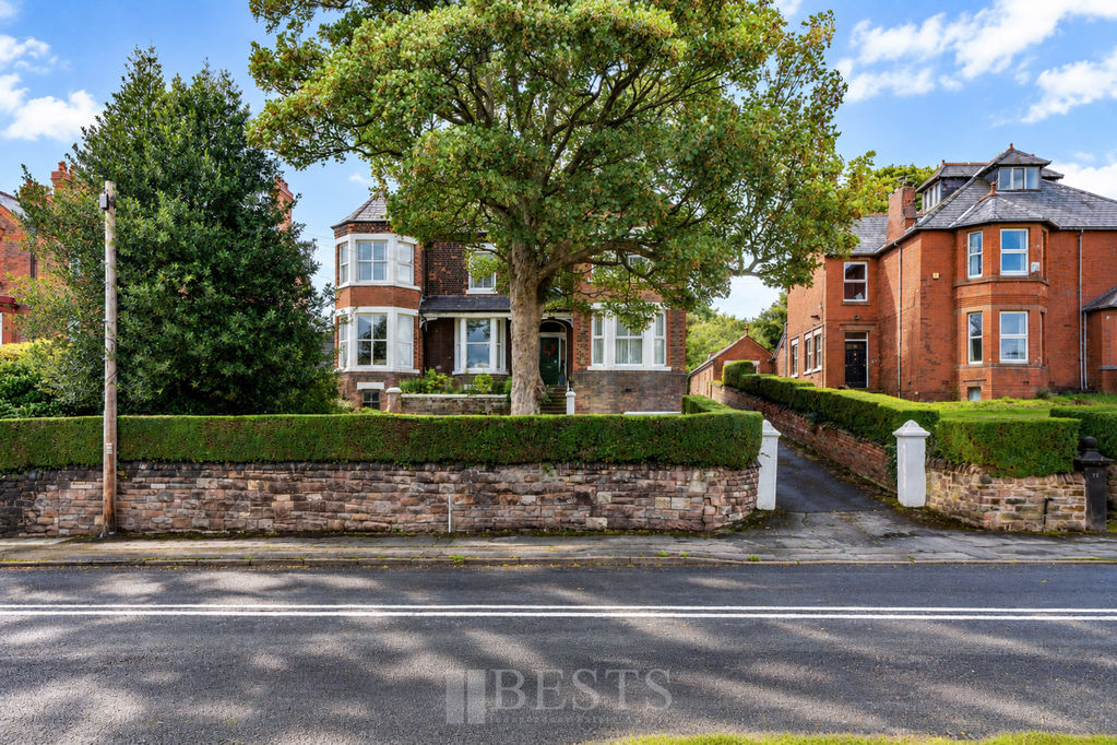11 Weston Road